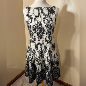 Taylor Cream With Black Print A-Line Dress Sz 4